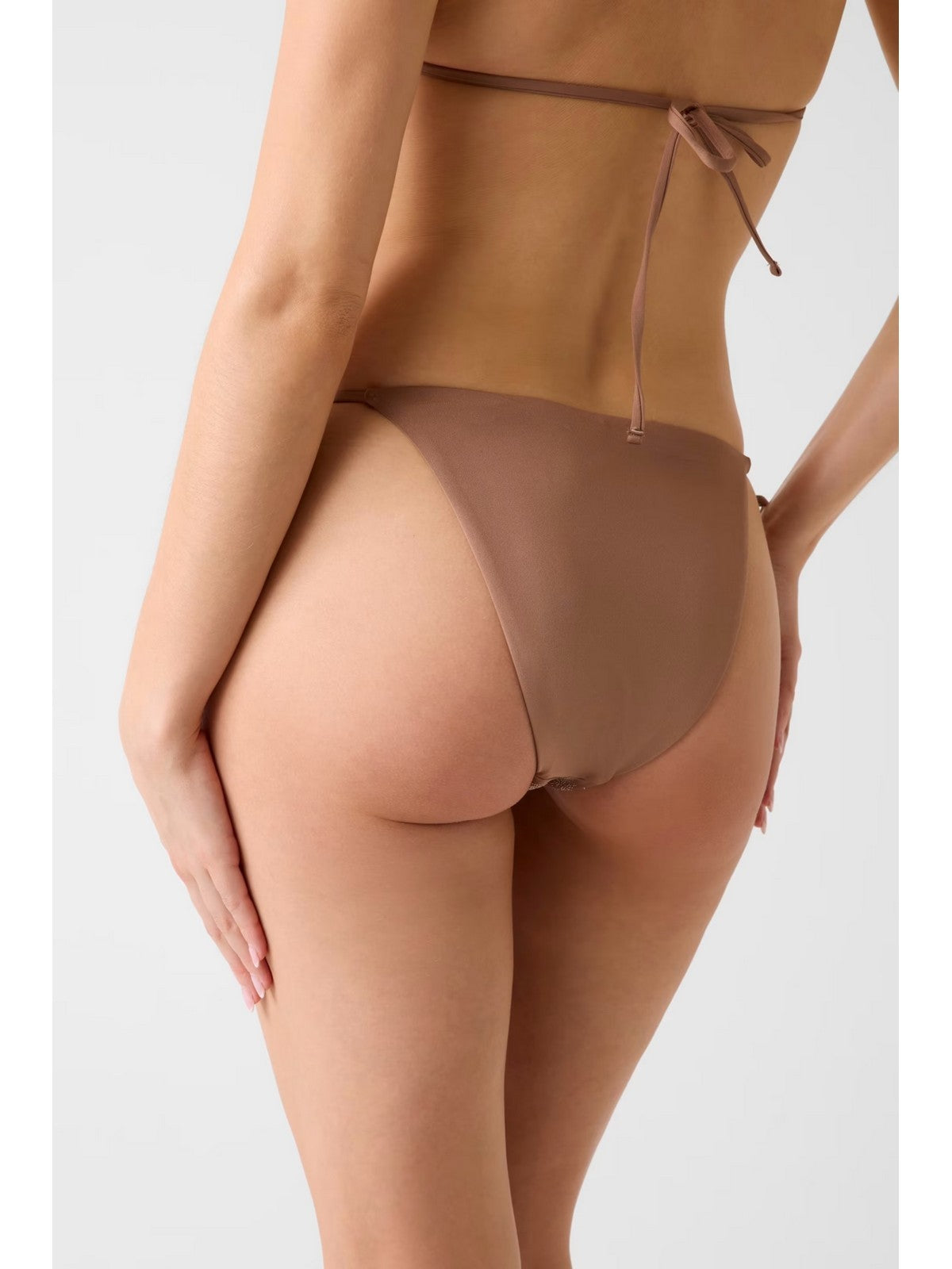 GUESS BEACHWEAR Costume da bagno Donna DIANE STRING BRIEF E6GO15 KCUO2 G1FA MALT SYRUP gioboutiqueweb