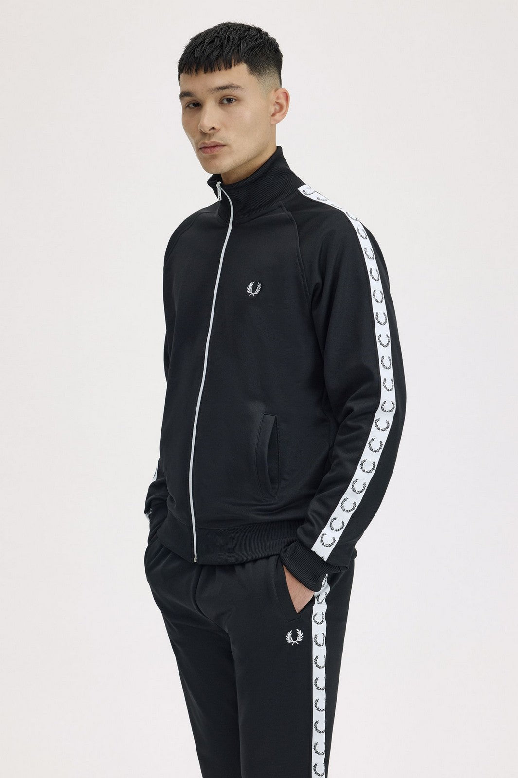 FRED PERRY Felpa Uomo FP TAPED TRACK JACKET FP-J4620-57 198 BLACK