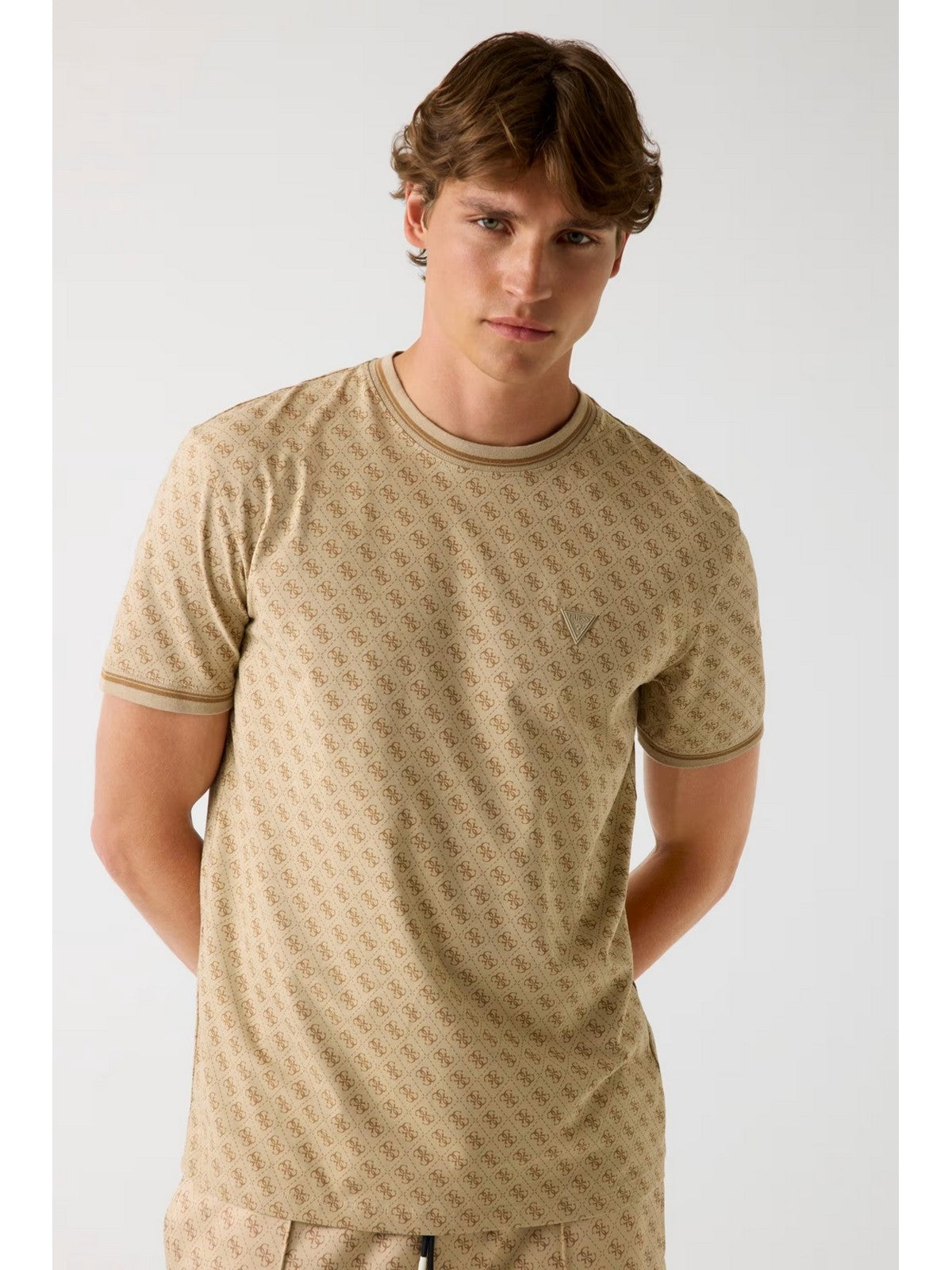 GUESS SPORT T-shirt Uomo MARSHALL T-SHIRT Z2YI05 J1314 P13W 4G AOP BEIGE BLANCO