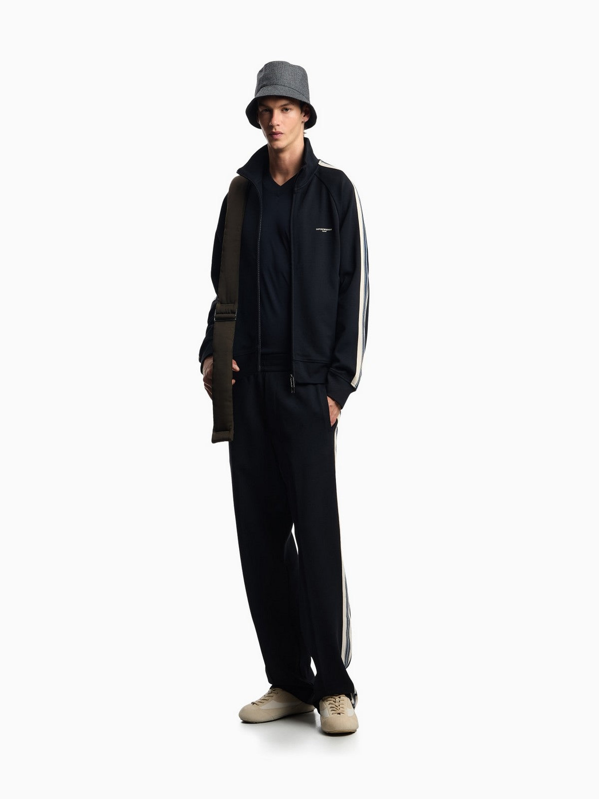 EMPORIO ARMANI Herren-Sweatshirt EM002872 AF13488 UB118 ICONIC 0920 NAVY BLUE EA