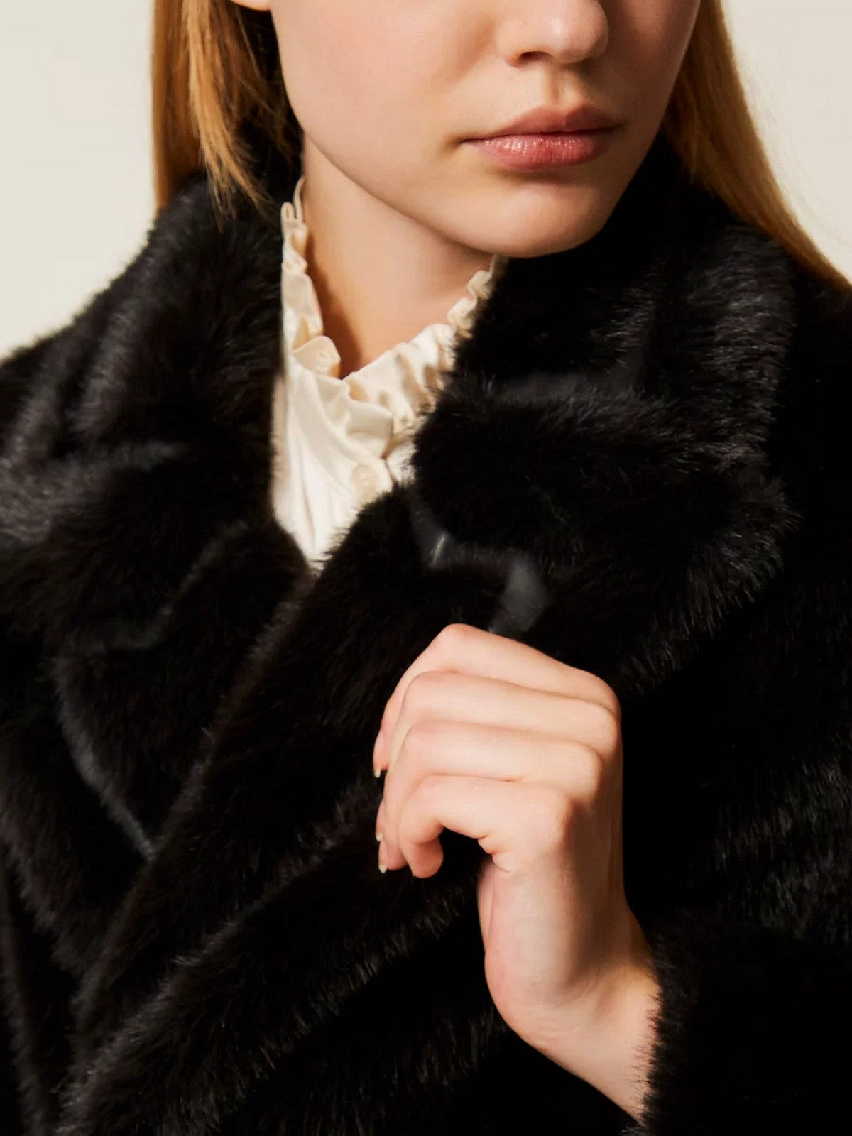 TWINSET Pelliccia Donna WARM FEELING 252TT2154 00006 Nero