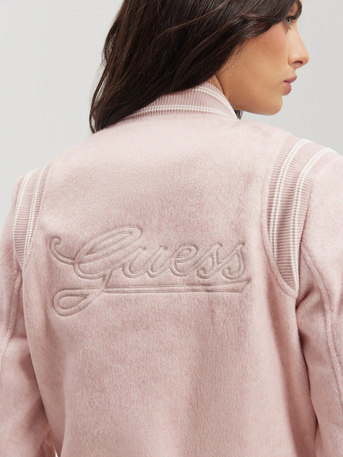 GUESS Piumino Donna GLORIA LOGO BOMBER W4RL45 WFWS2 PSDM Rosa gioboutiqueweb