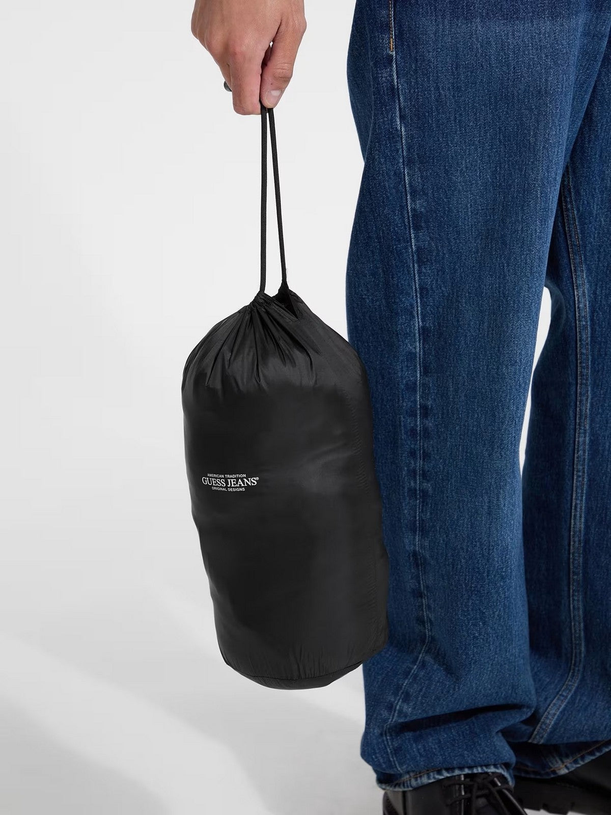 GUESS Piumino Uomo GJ HOODED PUFFER M5RL99 WHAB2 JBLK Jet Black A996