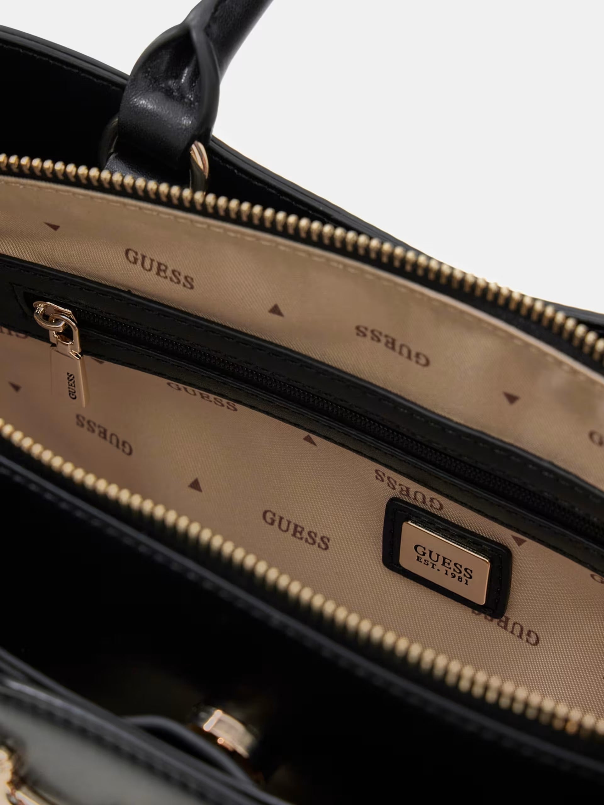 GUESS Borsa Donna JANIE GIRLFRIEND SATCHEL HWVG99 10060 BLA BLACK