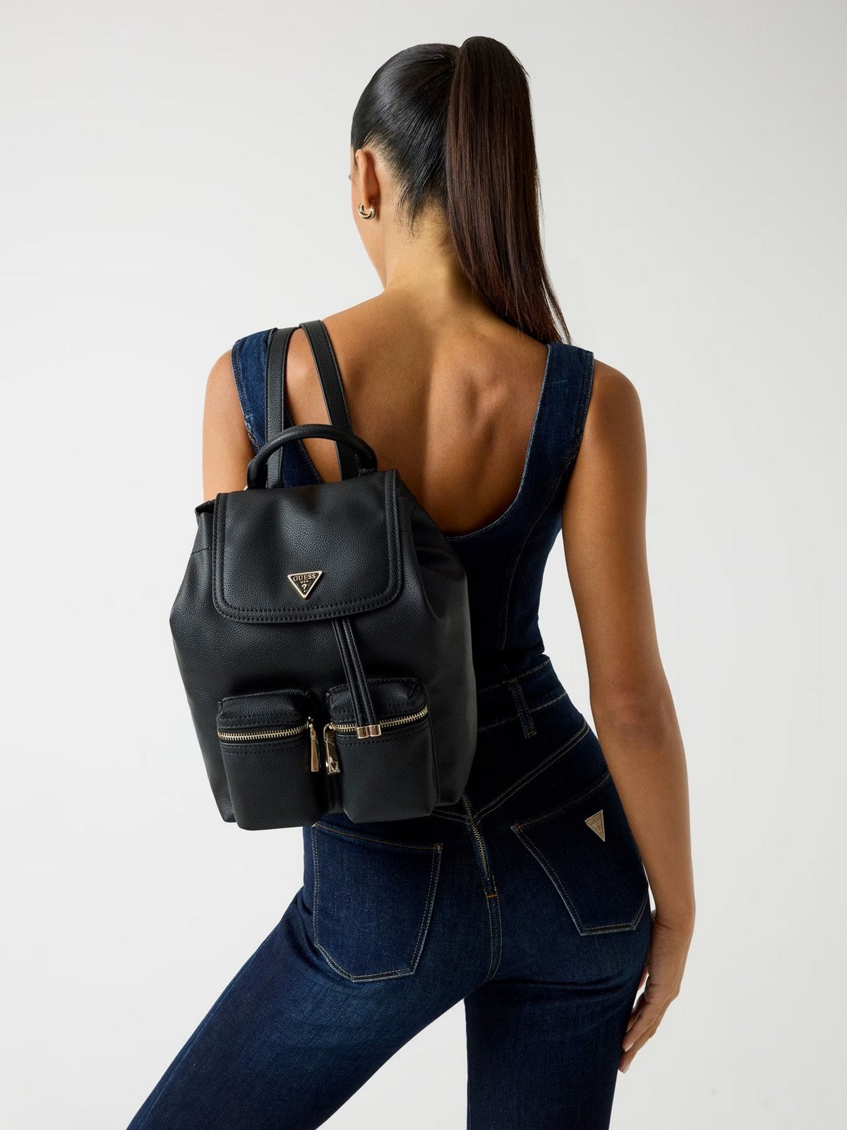 GUESS Zaino Donna MANHATTAN II FLAP BACKPACK HWBG71 18310 BLA BLACK
