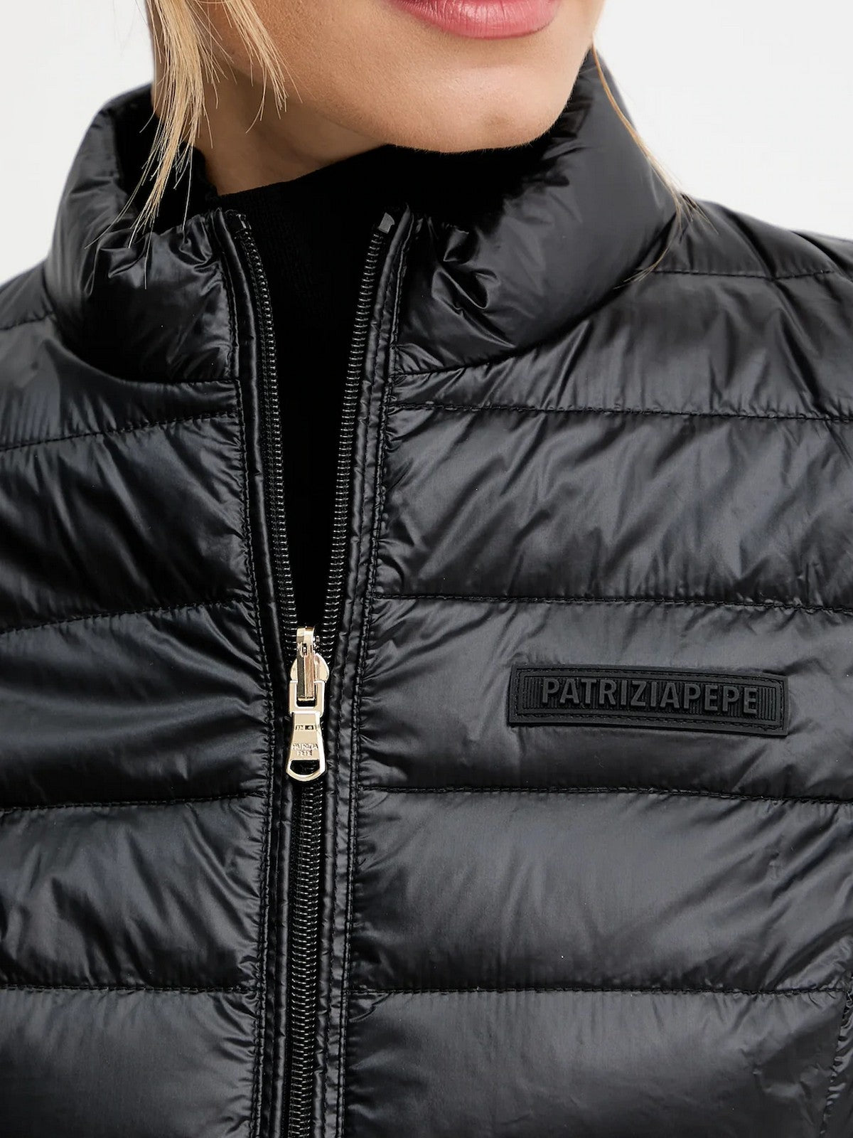 PATRIZIA PEPE Piumino Donna  8O0178 A631 K103 NERO