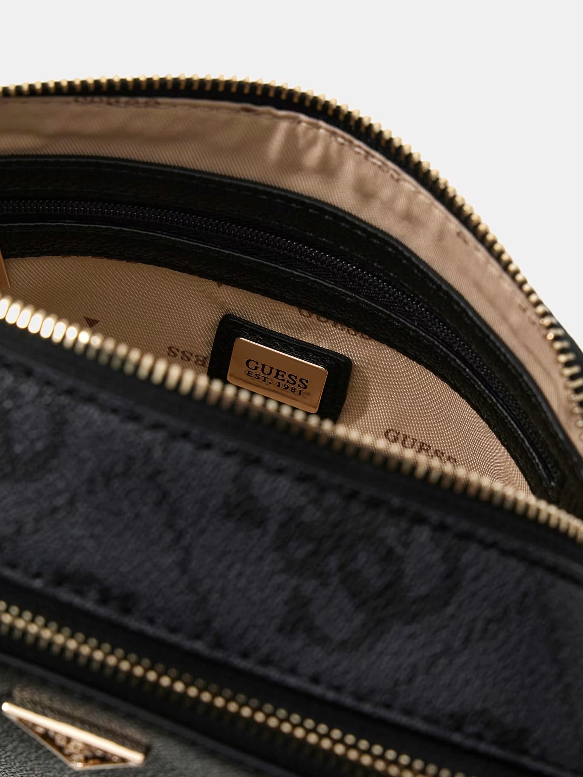 GUESS Borsa Donna NOELLE II CROSSBODY CAMERA HWSO96 72140 CLO COAL LOGO