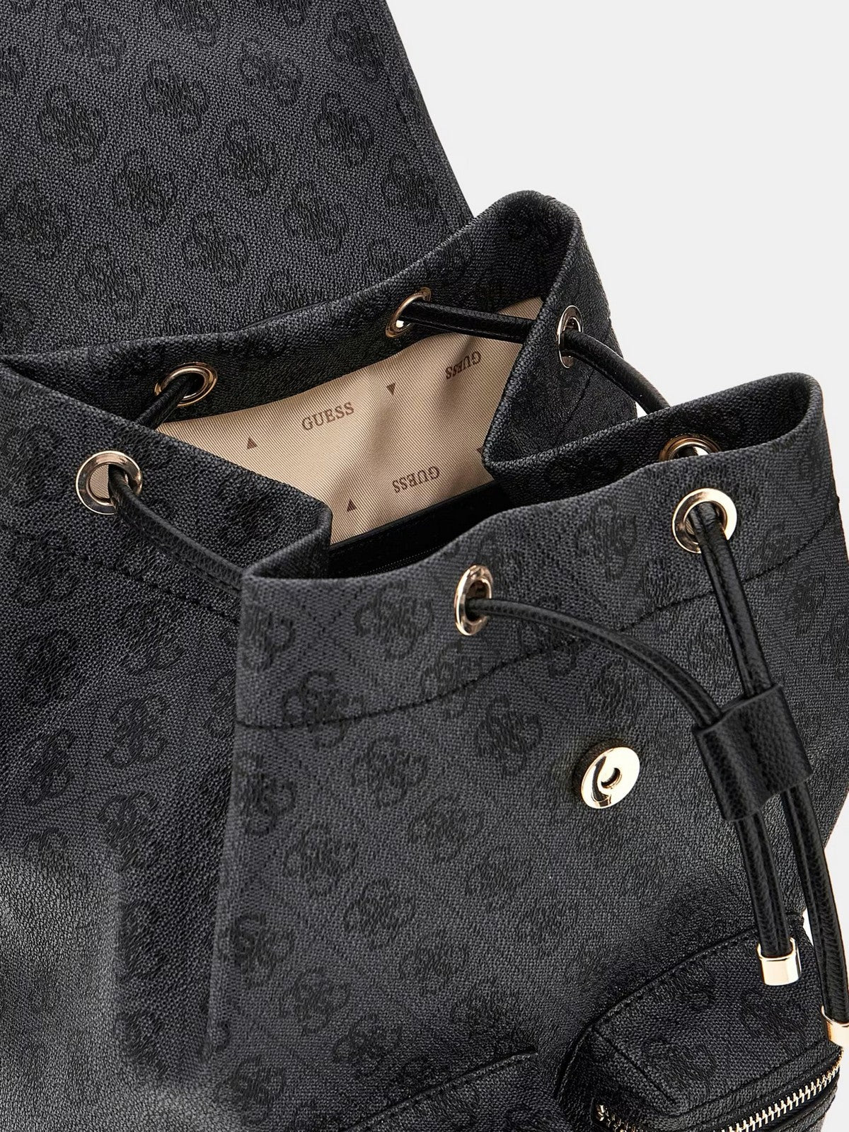 GUESS Zaino Donna MANHATTAN II FLAP BACKPACK HWSG71 18310 CLO COAL LOGO