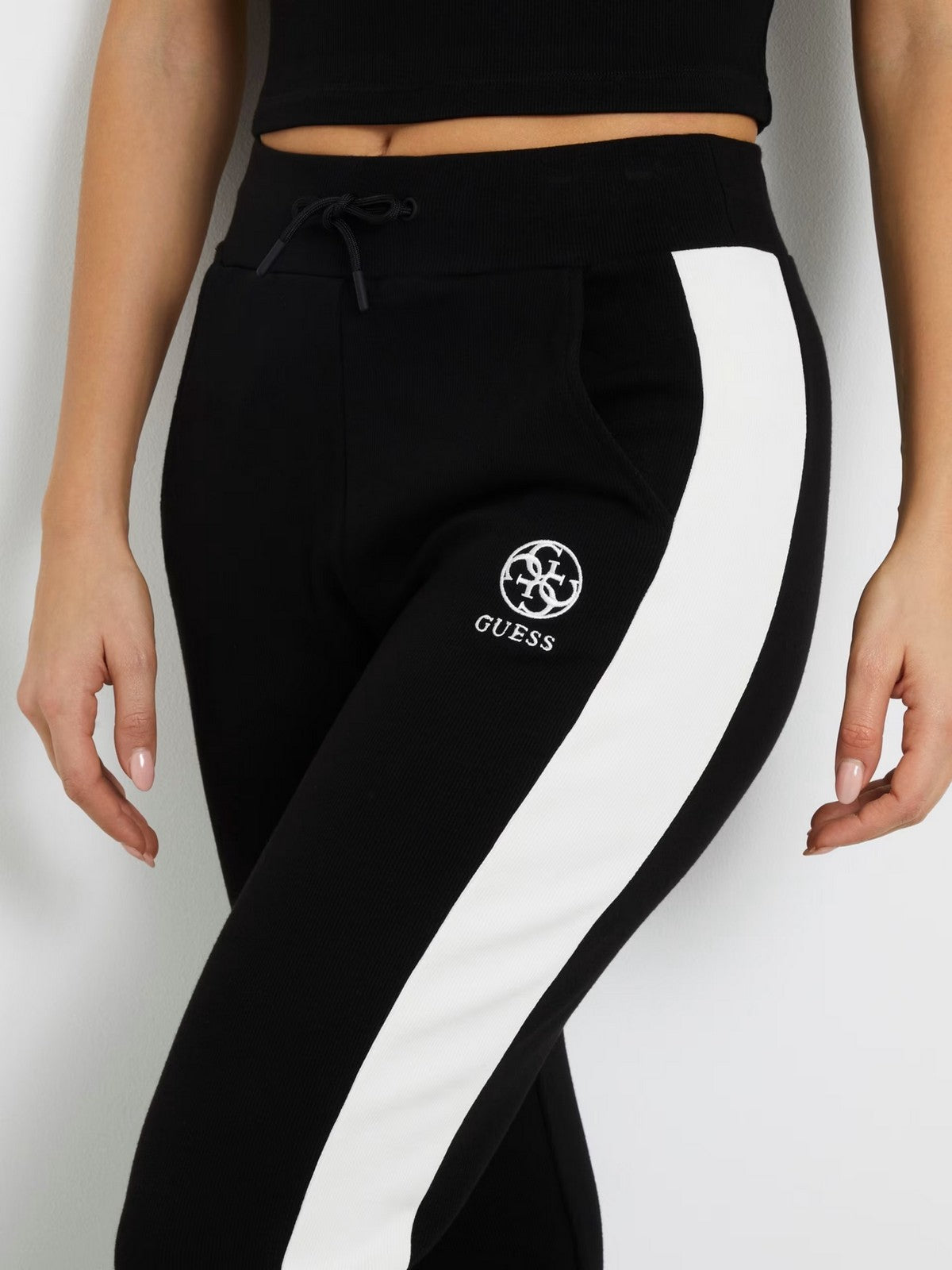 Guess Sport Pantalone Femme Ela Jogger V4YB02 KCDN0 JBLK Black