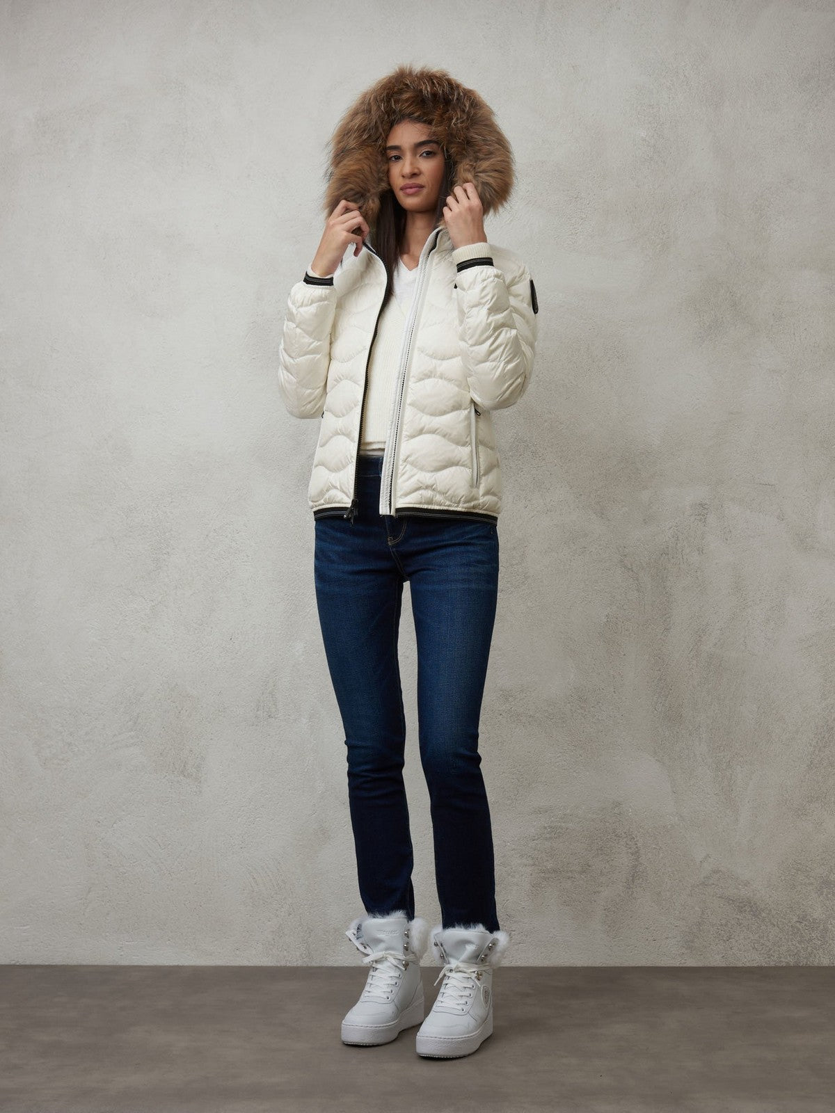 BLAUER Piumino Donna  23WBLDC03093 006047 102 Bianco gioboutiqueweb